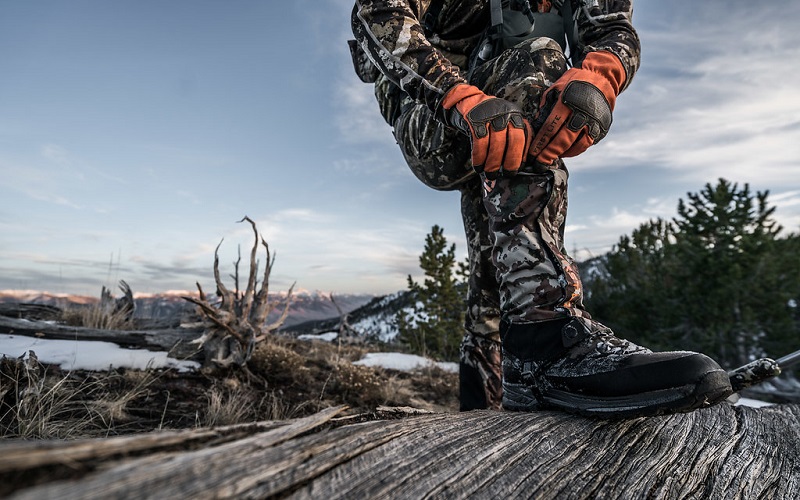 How do I Insulate My Hunting Boots?