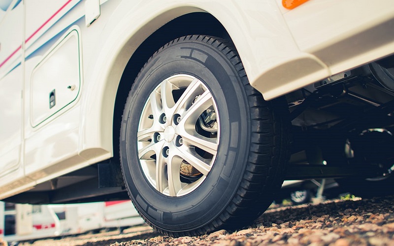 When To Replace RV Tires
