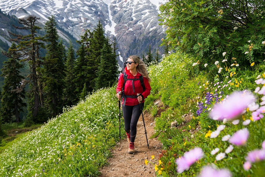 Hiking Etiquette Mastery: Unveiling Secrets For Trail Harmony